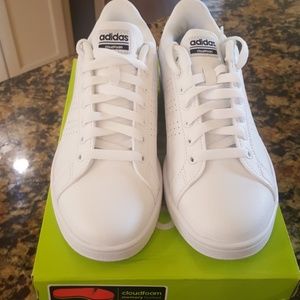 Womans Adidas Sneakers